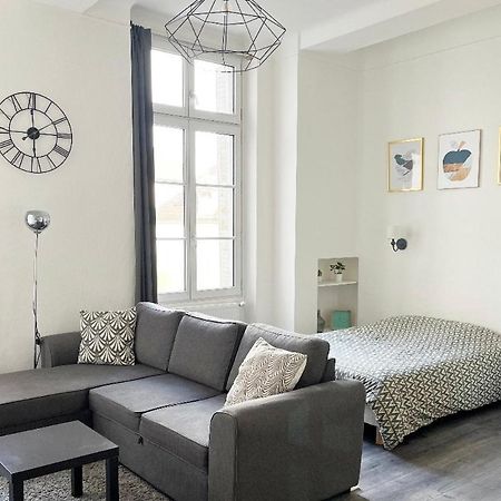 Modernite Coeur Du Centre-Ville Auxerre Luaran gambar