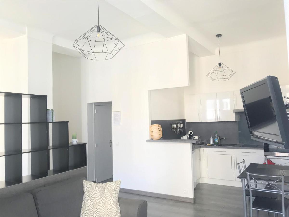 Modernite Coeur Du Centre-Ville Auxerre Luaran gambar